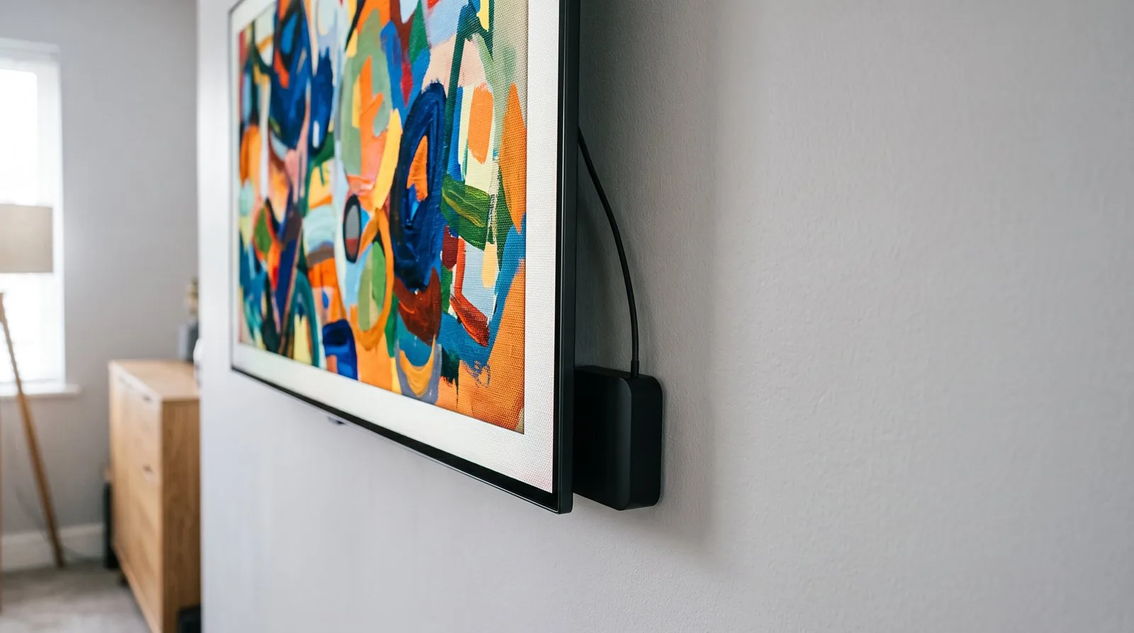 Illustration: Wall-mounted display, Mizar tucked behind